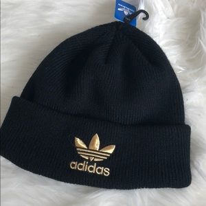 Adidas beanie